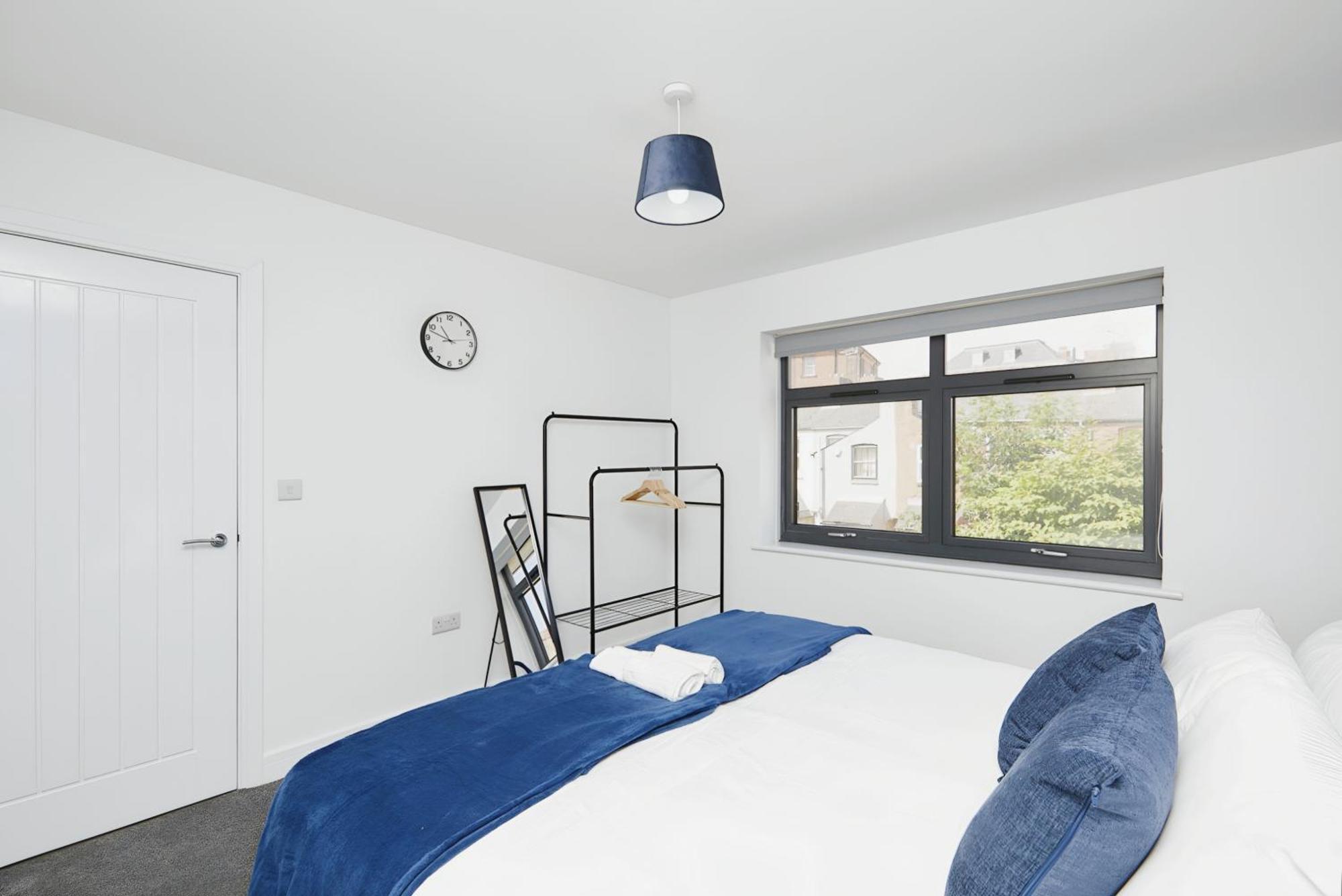 Modern Home In Derby City Centre - Free Gated Parking Екстер'єр фото